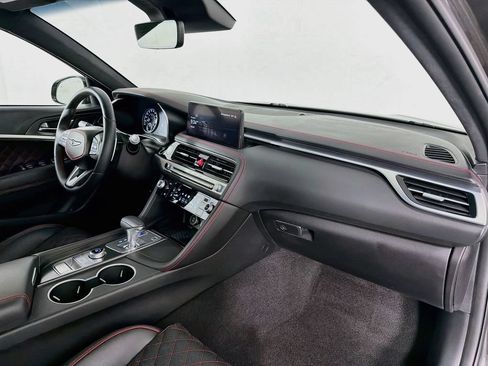 Used 2024 Genesis G70 3.3T image 31
