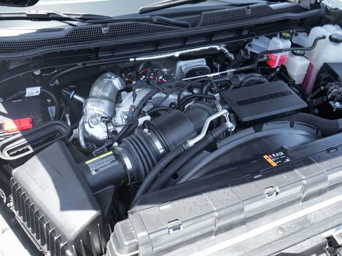 Used 2025 Chevrolet Silverado 2500 LTZ w/ LTZ Premium Package AWD/4WD image 12