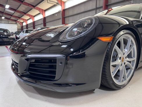 Used 2019 Porsche 911 Carrera image 21