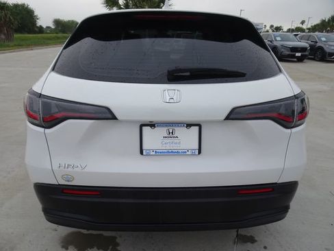 Used 2025 Honda HR-V LX image 5