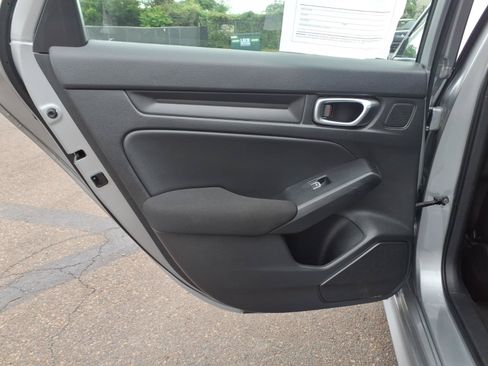 Used 2023 Honda Civic EX image 12