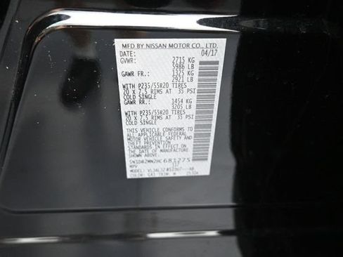Used 2017 Nissan Pathfinder Platinum FWD image 19
