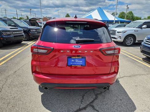 Used 2023 Ford Escape ST-Line w/ Tech Pack #1 FWD image 4