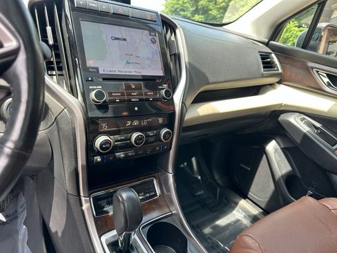 Used 2019 Subaru Ascent Touring AWD/4WD image 22