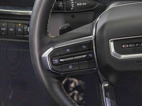 Used 2024 GMC Acadia Denali image 31