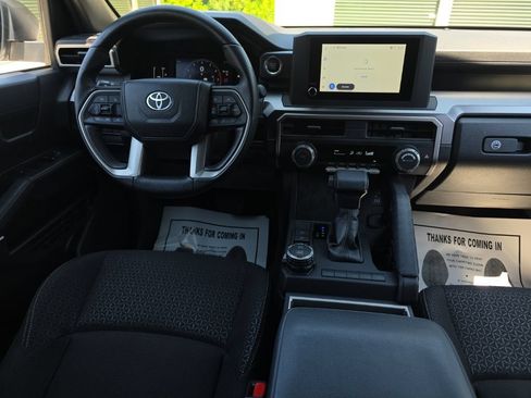 Certified 2025 Toyota 4Runner SR5 AWD/4WD image 20