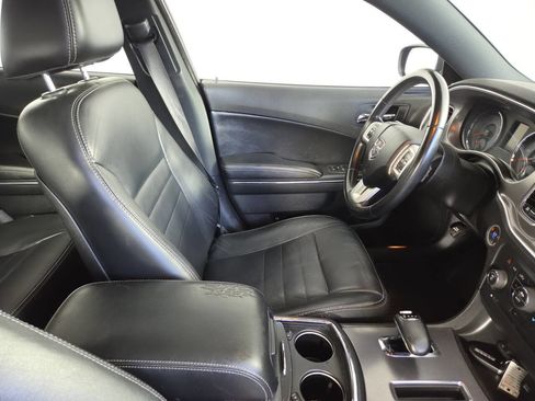 Used 2013 Dodge Charger SXT Plus RWD image 27