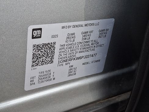 Used 2023 Chevrolet Traverse LS w/ Safety Package FWD image 29