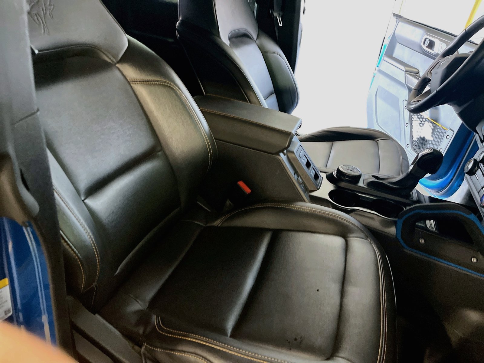 Used 2024 Ford Bronco Badlands AWD/4WD image 25
