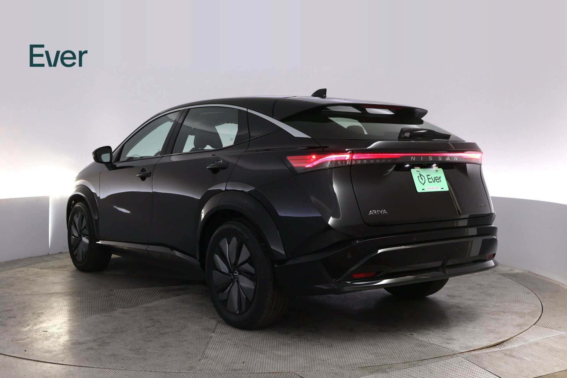 Used 2023 Nissan Ariya FWD image 17