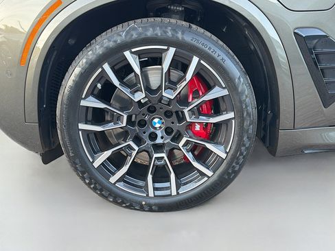 New 2026 BMW X5 xDrive50e w/ Executive Package image 41
