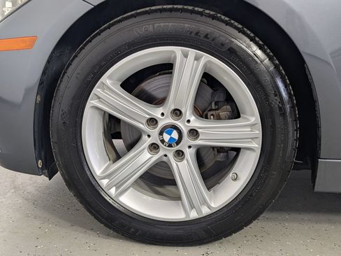 Used 2015 BMW 320i Sedan RWD image 9