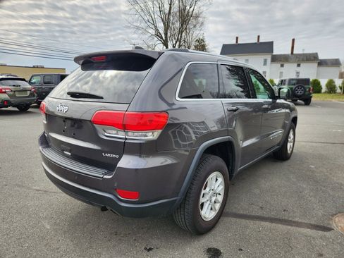 Used 2018 Jeep Grand Cherokee Laredo image 12