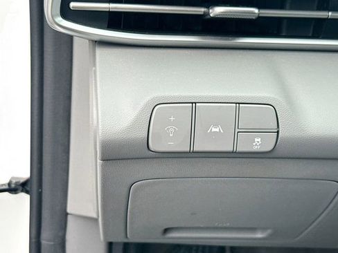 Certified 2023 Hyundai Elantra SEL w/ Convenience Package FWD image 10