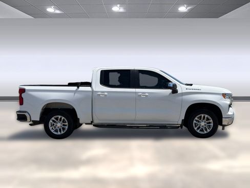 Used 2022 Chevrolet Silverado 1500 LT w/ Max Trailering Package RWD image 8