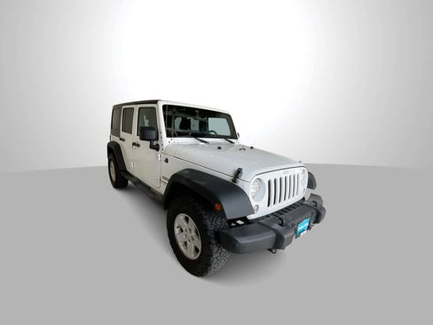 Used 2018 Jeep Wrangler Unlimited Sport S image 2