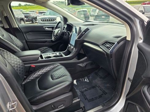 Used 2024 Ford Edge Titanium AWD/4WD image 17