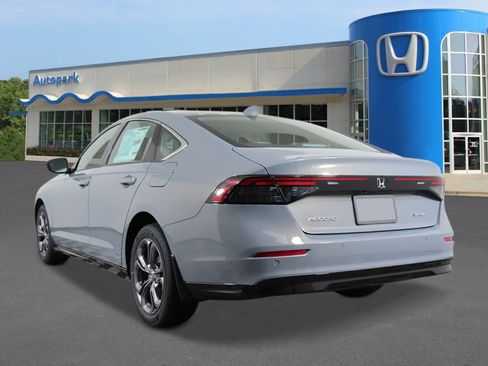 New 2026 Honda Accord EX-L image 3
