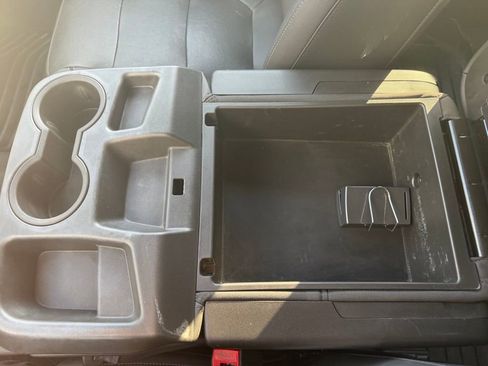 Used 2020 Chevrolet Silverado 2500 LTZ w/ Z71 Off-Road Package image 17