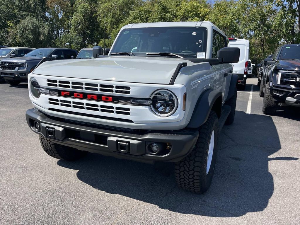 New 2026 Ford Bronco Heritage Edition AWD/4WD image 8
