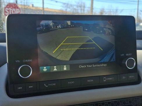 Used 2025 Honda HR-V LX image 18