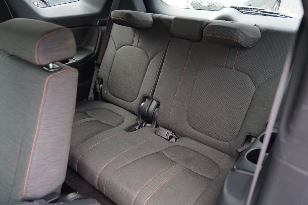 Used 2025 Honda Pilot Sport image 17