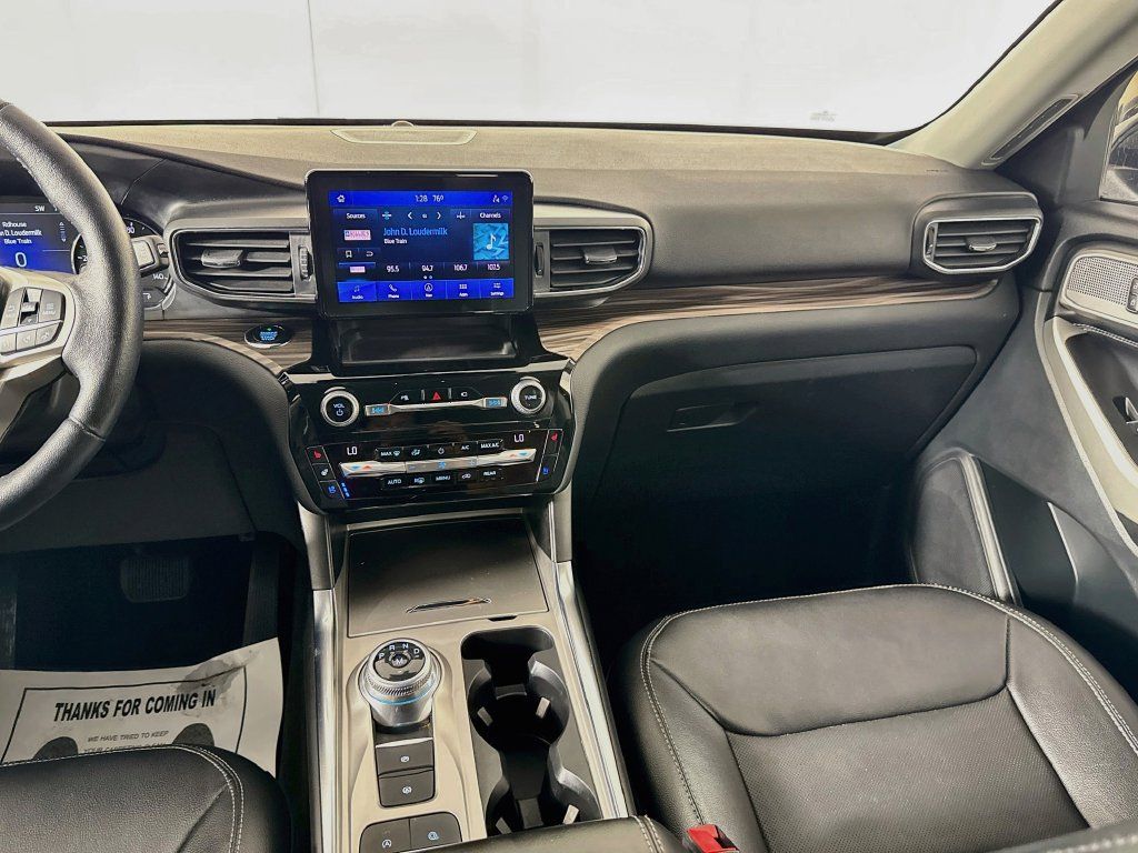 Used 2021 Ford Explorer Limited w/ Equipment Group 301A RWD image 29