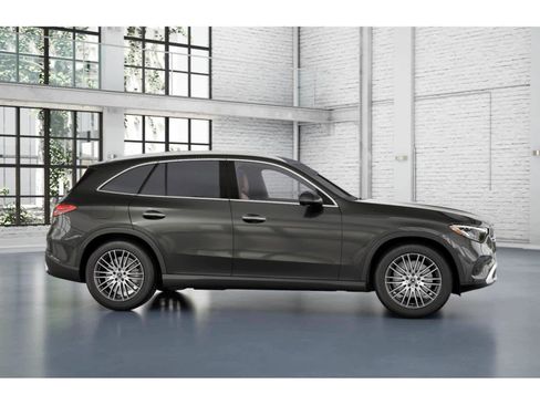Used 2026 Mercedes-Benz GLC 300 4MATIC image 14