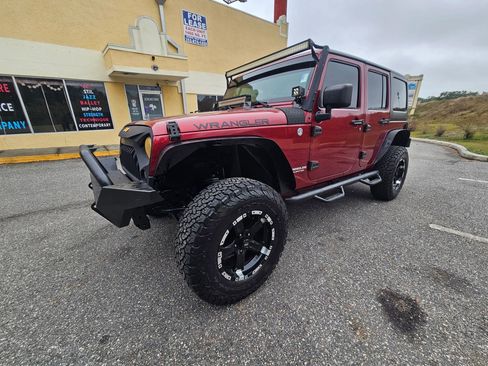 Used 2013 Jeep Wrangler Unlimited Sport w/ Connectivity Group image 8
