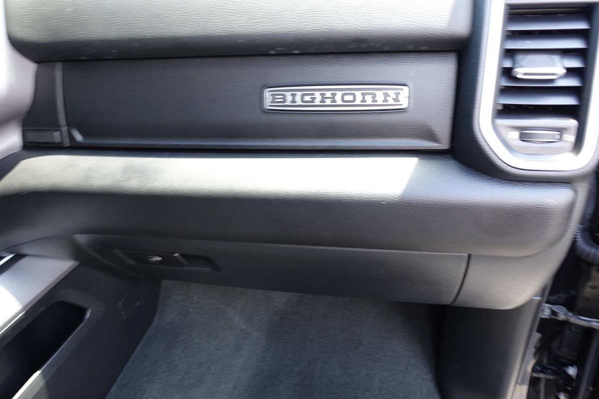 Used 2023 RAM 1500 Big Horn AWD/4WD image 38