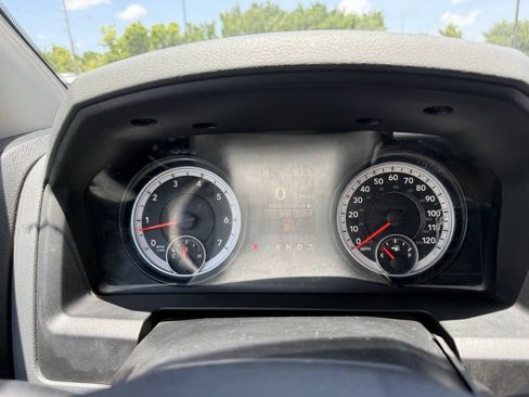 Used 2014 RAM 2500 Tradesman RWD image 24