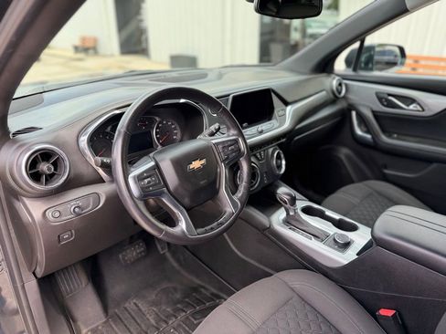 Used 2019 Chevrolet Blazer LT image 13
