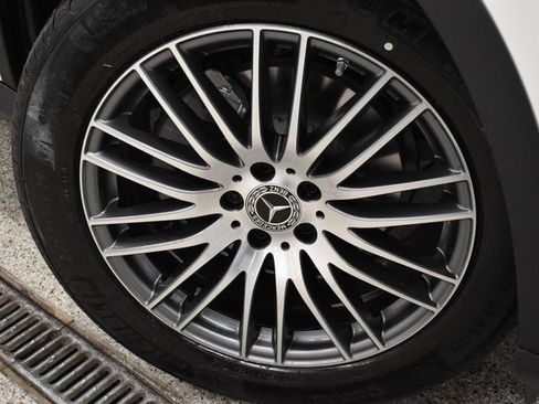 New 2026 Mercedes-Benz GLC 300 4MATIC image 14