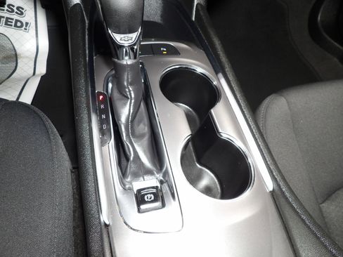 Used 2024 Chevrolet Malibu LT image 14