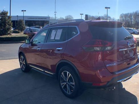 Used 2018 Nissan Rogue SL w/ Premium Package image 6