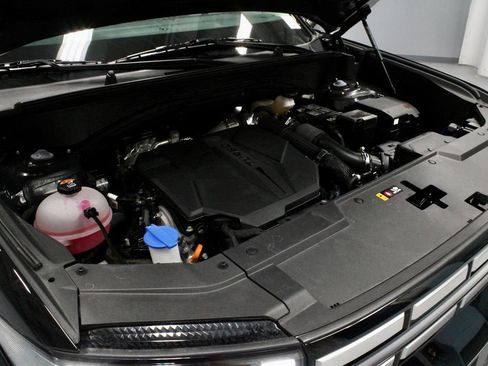 Used 2025 Hyundai Santa Fe SEL FWD image 15