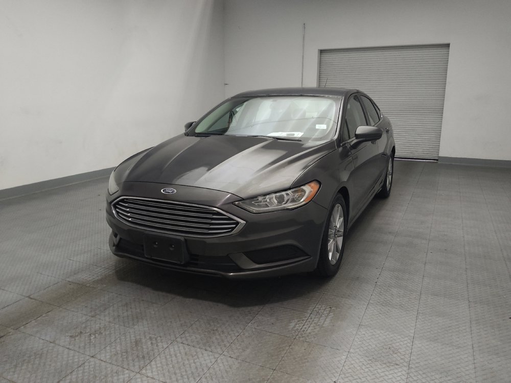 Used 2017 Ford Fusion SE w/ Fusion SE Technology Package FWD image 15