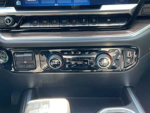 Certified 2022 Chevrolet Silverado 1500 RST w/ All Star Edition Plus AWD/4WD image 12
