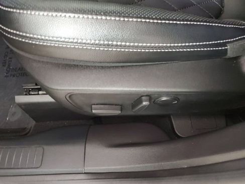 Used 2023 Ford Escape Platinum w/ Premium Technology Package image 25