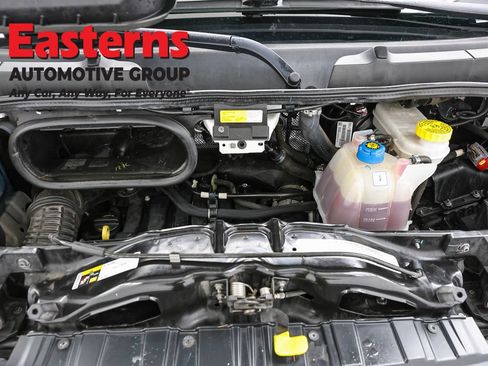 Used 2023 RAM ProMaster 2500 w/ Convenience Group FWD image 7