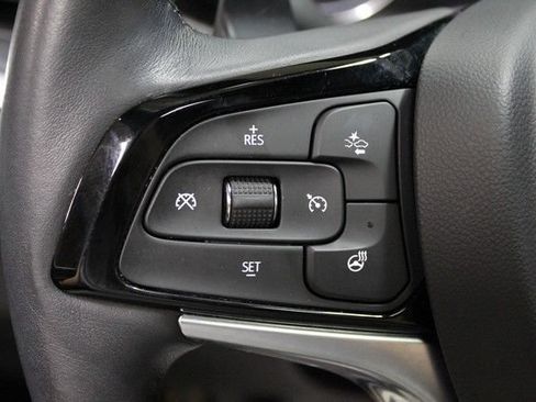 Certified 2023 Buick Enclave Essence w/ Experience Buick Package FWD image 23
