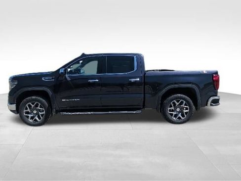 Used 2024 GMC Sierra 1500 SLT AWD/4WD image 6
