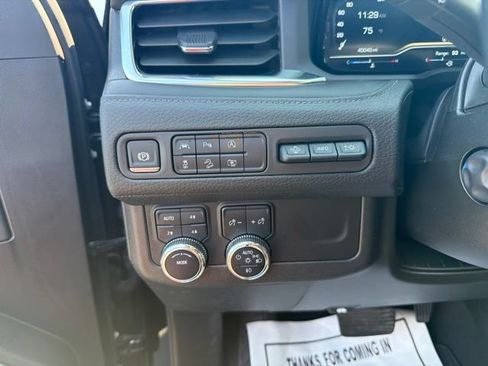 Used 2024 GMC Yukon XL Denali AWD/4WD image 31