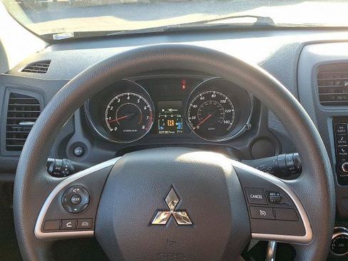 Used 2021 Mitsubishi Outlander Sport ES image 18