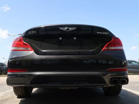 Used 2019 Genesis G70 2.0T Advanced w/ Prestige Package AWD/4WD image 9