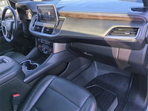 Used 2021 Chevrolet Tahoe LT w/ LT Signature Package image 30