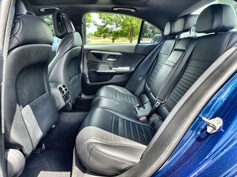Used 2022 Mercedes-Benz C 300 Sedan image 4
