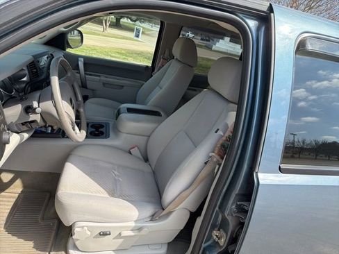 Used 2010 GMC Sierra 1500 SLE w/ Power Pack Plus image 8