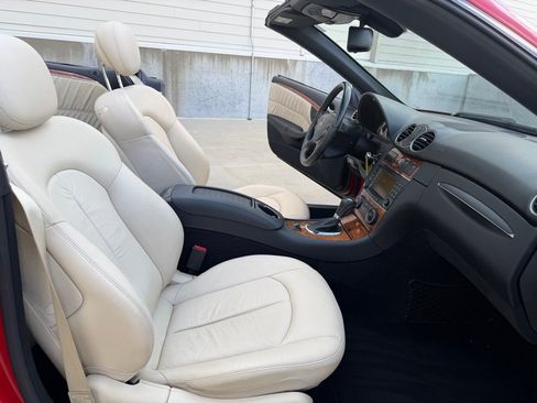 Used 2007 Mercedes-Benz CLK 350 Cabriolet image 21