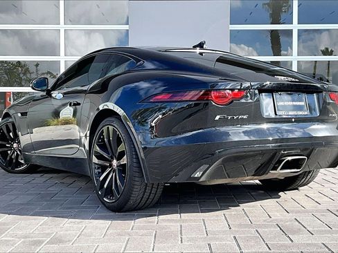 Used 2020 Jaguar F-TYPE P300 image 12